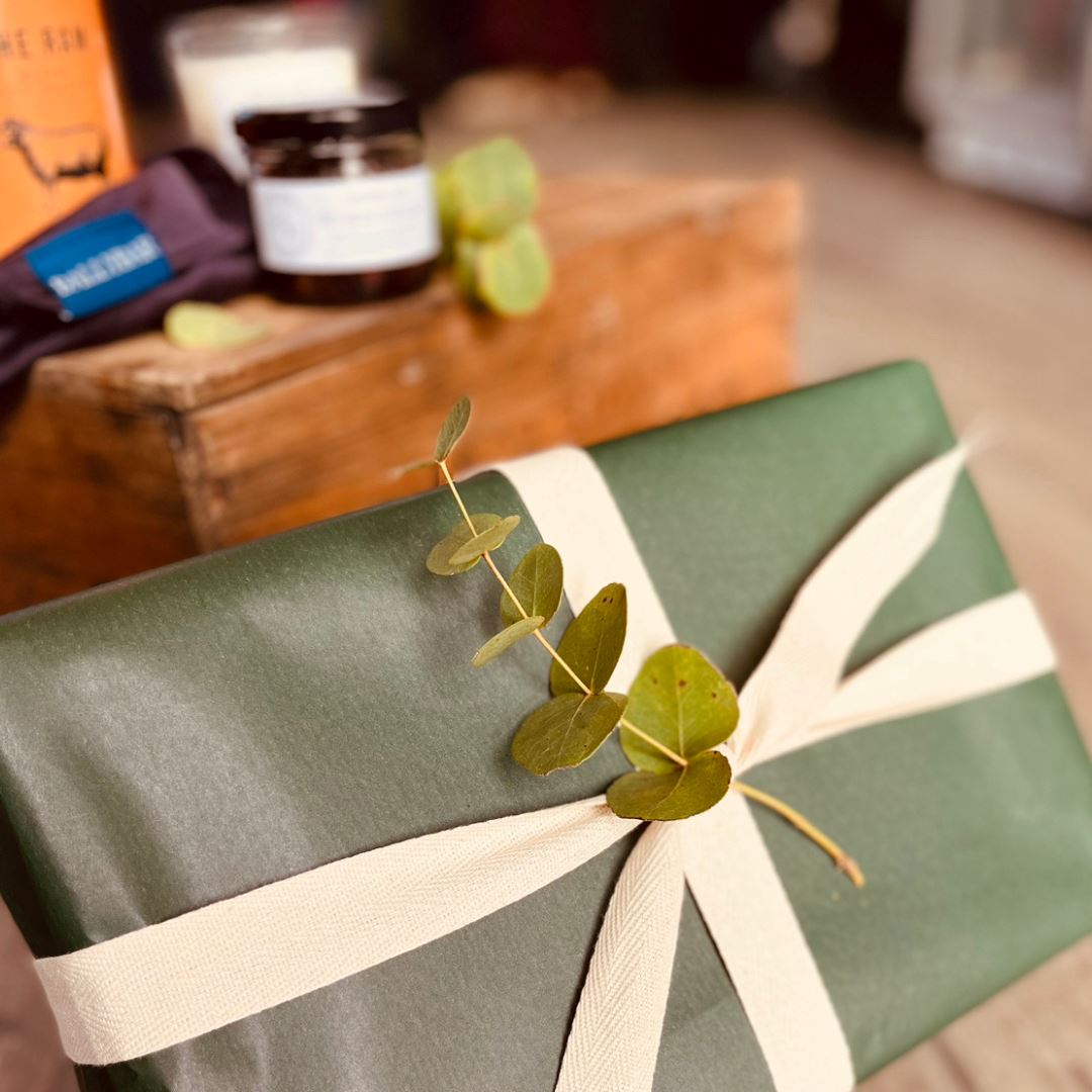 Santa's Helper Christmas Gift Box Gift Box Ballybar 